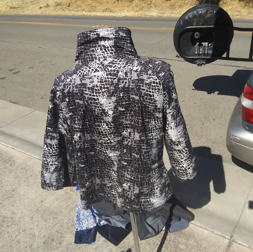 Laura max jacket - Picture 4 of 8